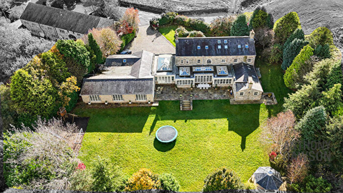 8 Bedroom Detached House For Sale In Red Lees Road, Burnley, BB10