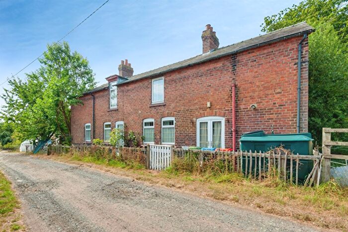 4 Bedroom Barn Conversion For Sale In Hondslough Lane, Norley, Frodsham, WA6