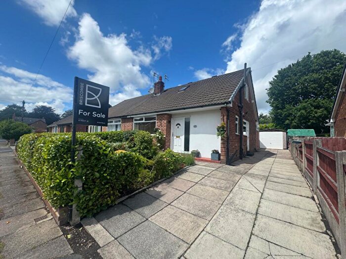 2 Bedroom Property For Sale In Alfred Avenue, Worsley, M28