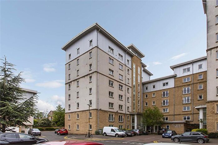 1 Bedroom Flat To Rent In Pilrig Heights, Pilrig, Edinburgh, EH6