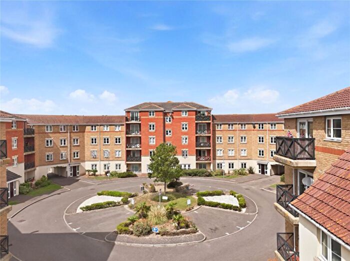 1 Bedroom Apartment For Sale In Retort Close, Southend-on-Sea, Essex, SS1