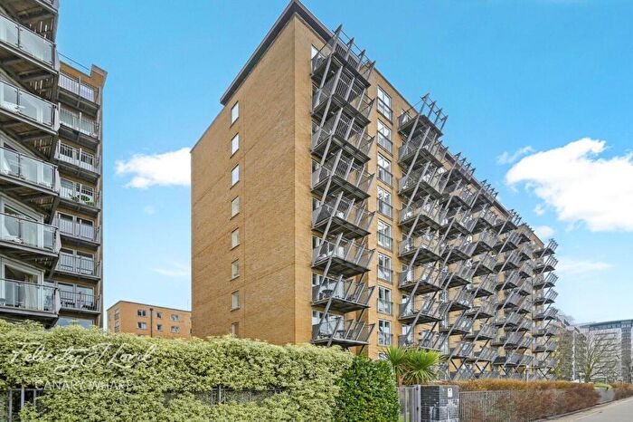 1 Bedroom Flat For Sale In Hutchings Street, London, E14