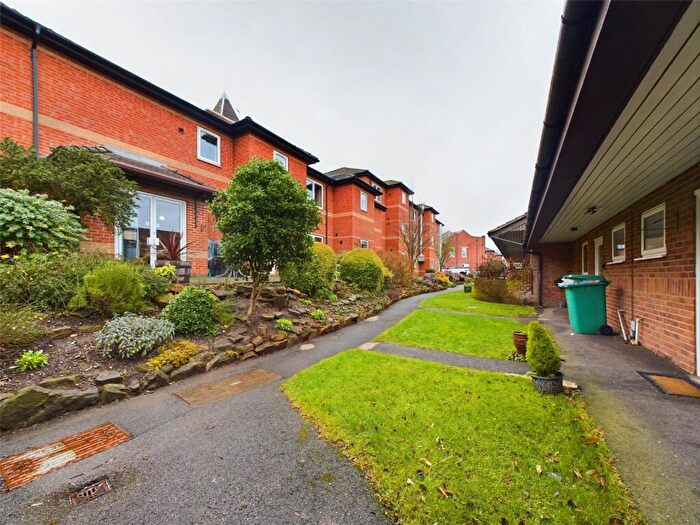 1 Bedroom Bungalow For Sale In Birch Walk, The Firs, Elmswood Gardens, Sherwood, Nottingham, NG5
