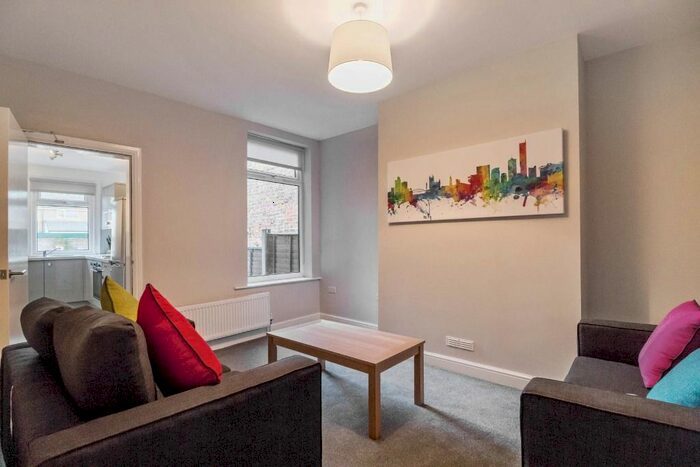 4 Bedroom Terraced House To Rent In Canal Bank, Monton, Manchester, M30