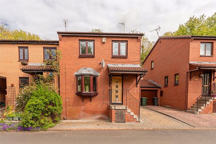 3 Bedroom End Of Terrace House For Sale In Ellen's Glen Loan, Edinburgh, EH17