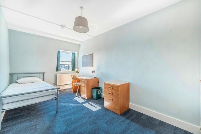 Studio To Rent In Lexham Gardens, Kensington, London, W8