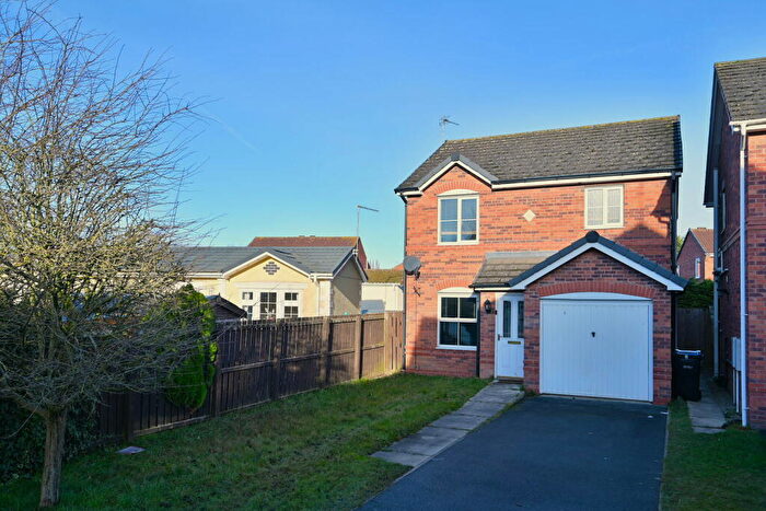 3 Bedroom Detached House To Rent In Lynden Close, Ripon, HG4