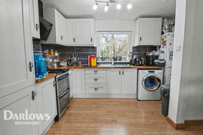 2 Bedroom Flat For Sale In Beaumont Close, Nantyglo, NP23