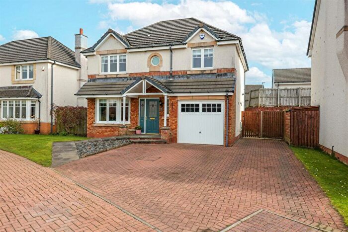 4 Bedroom Detached House For Sale In Eason Drive, Carluke, ML8