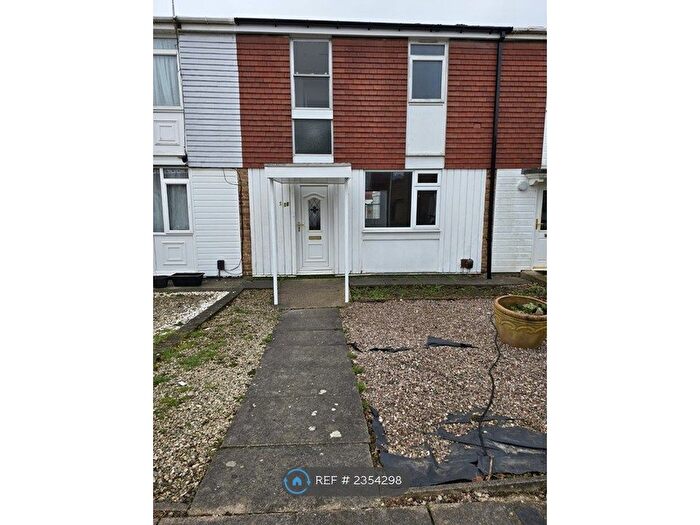 3 Bedroom Terraced House To Rent In Bucksburn Walk, Leicester, LE4