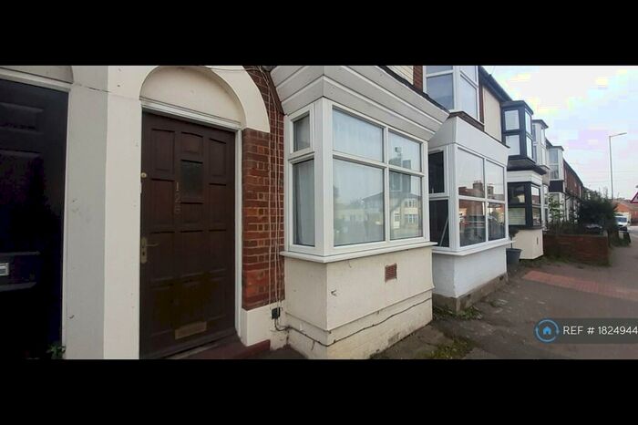 1 Bedroom Maisonette To Rent In Nightingale Road, Hitchin, SG5