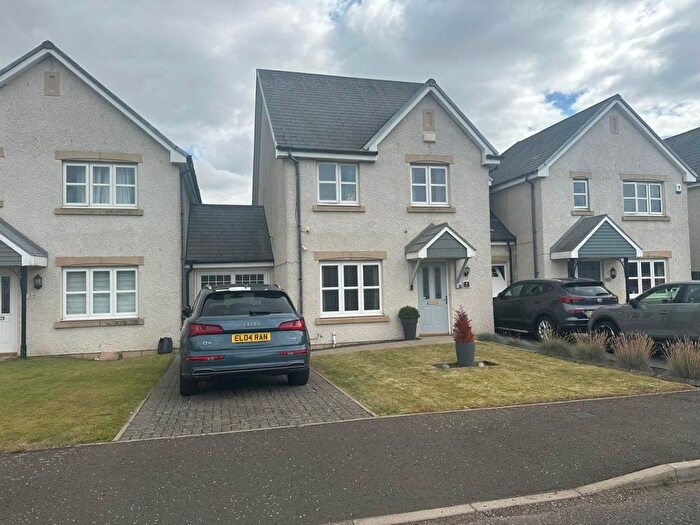 3 Bedroom Property To Rent In Strathyre Place, Broughty Ferry, DD5
