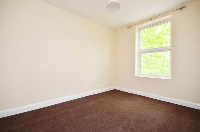 2 Bedroom Flat To Rent In Waldram Park Road, Forest Hill, London, SE23
