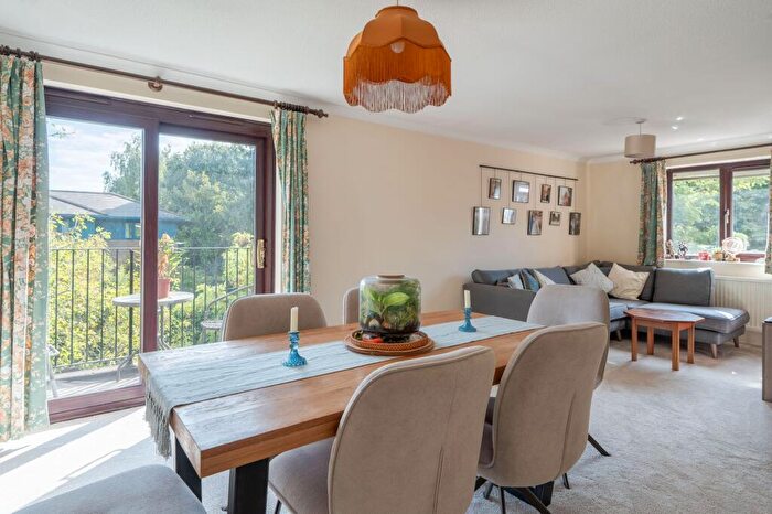 2 Bedroom Flat For Sale In Ferry Pool Road, Oxford, OX2