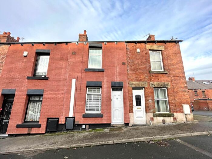 2 Bedroom Property To Rent In Pindar Oaks Cottages, Barnsley, S70