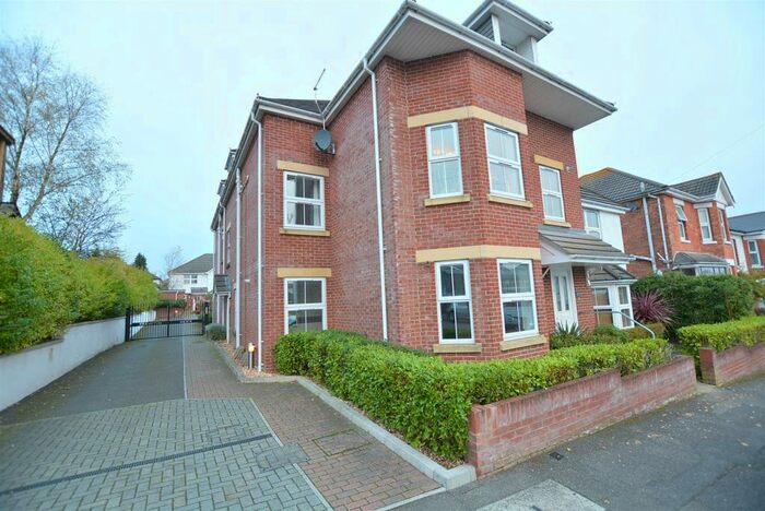 1 Bedroom Apartment To Rent In Frampton Road, Bournemouth, BH9