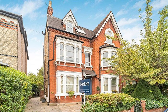 2 Bedroom Flat For Sale In Longley Road, Tooting, SW17