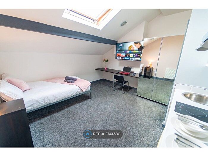 Studio To Rent In Birmingham, Birmingham, B29