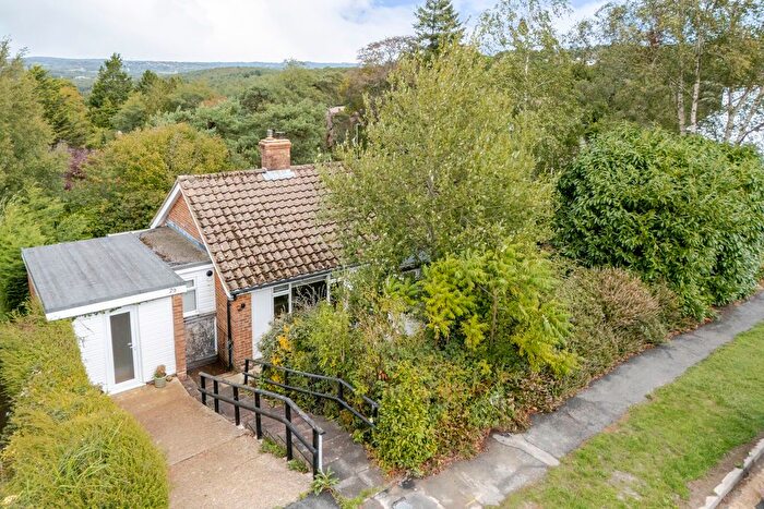 3 Bedroom Bungalow For Sale In Wealdview Road, Heathfield, TN21