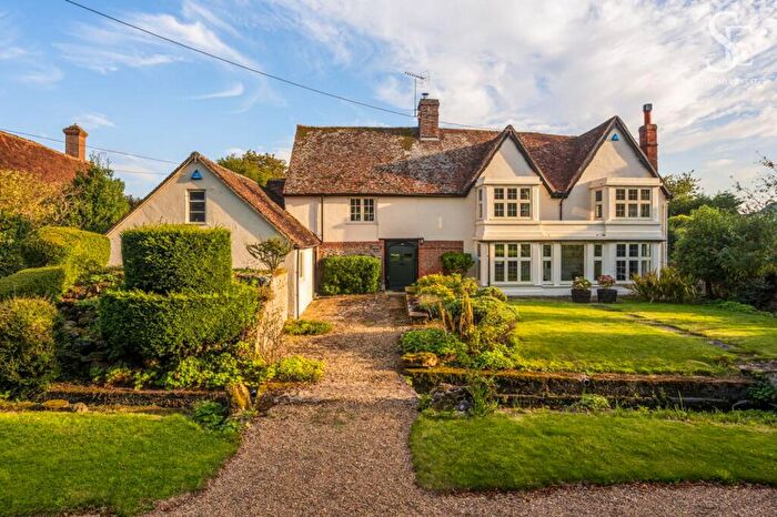 5 Bedroom Detached House For Sale In Milton Lane, Steventon, OX13