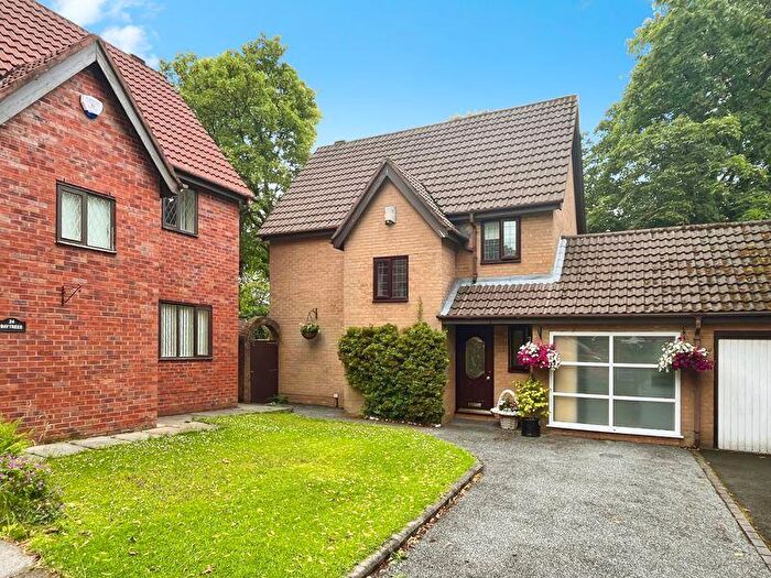 3 Bedroom Link Detached House For Sale In Copeland Mews, Heaton, BL1