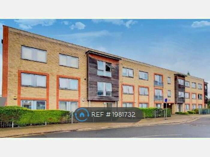 1 Bedroom Flat To Rent In Victoria Road, Barking, IG11