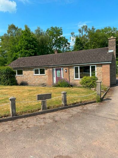 3 Bedroom Detached Bungalow To Rent In Main Road, Hollington, ST10