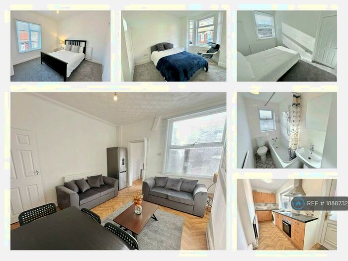 3 Bedroom Terraced House To Rent In Welford Street, Salford, M6