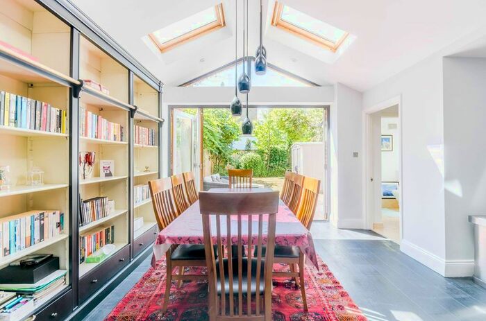 5 Bedroom Terraced House To Rent In Culverden Road, Balham, London, SW12