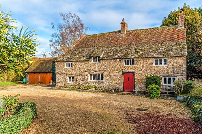 6 Bedroom Detached House To Rent In Abingdon Road, Marcham, Abingdon, Oxfordshire, OX13
