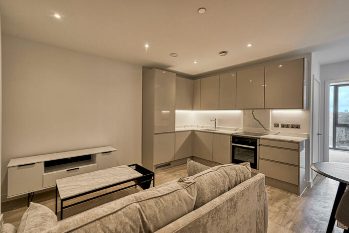1 Bedroom Apartment To Rent In Fifty-Five Queen Street, Salford, Manchester, M3