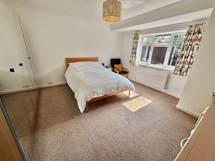 2 Bedroom Detached Bungalow For Sale In Percy Street, Leicester, Leicestershire., LE3