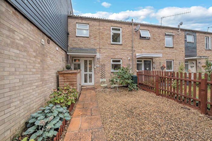 3 Bedroom Terraced House For Sale In Pemberton Walk, Suffolk, IP33