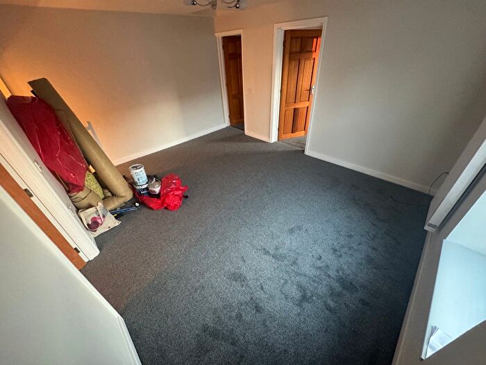 2 Bedroom Flat To Rent In Cross Street, Kettering, NN16