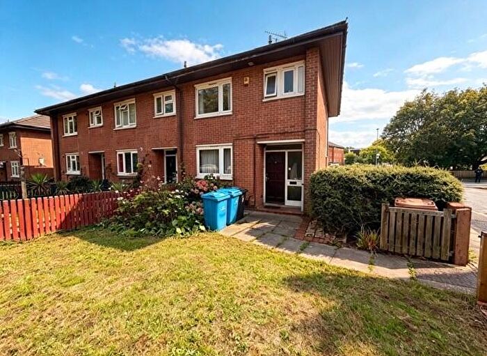 3 Bedroom Semi Detached House For Sale In Nuns Street, Derby, DE1