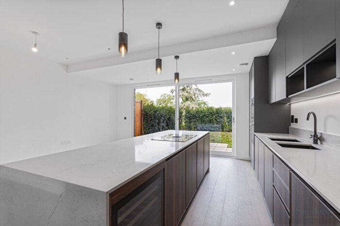 4 Bedroom Property To Rent In Daffodil Crescent, Greater London, Barnet, EN4