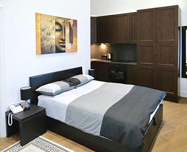1 Bedroom Flat To Rent In Fulham Palace Road, London, W6