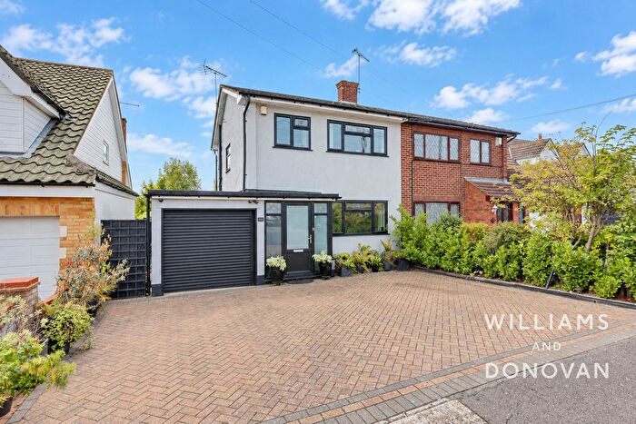 3 Bedroom Semi-Detached House For Sale In Oakfield Road, South Benfleet, SS7