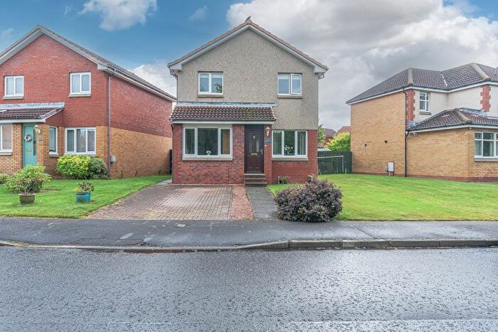4 Bedroom Villa For Sale In North Larches, Dunfermline, KY11