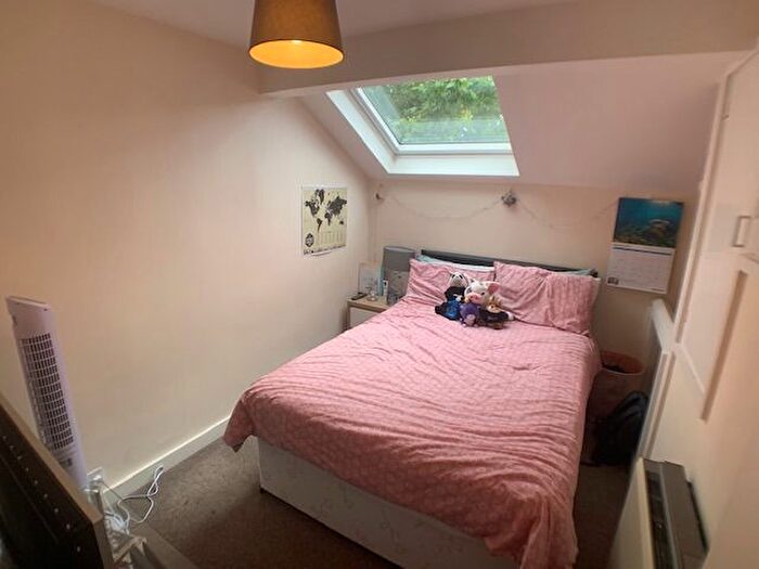 1 Bedroom Flat To Rent In The Chandlers, Leeds, LS2