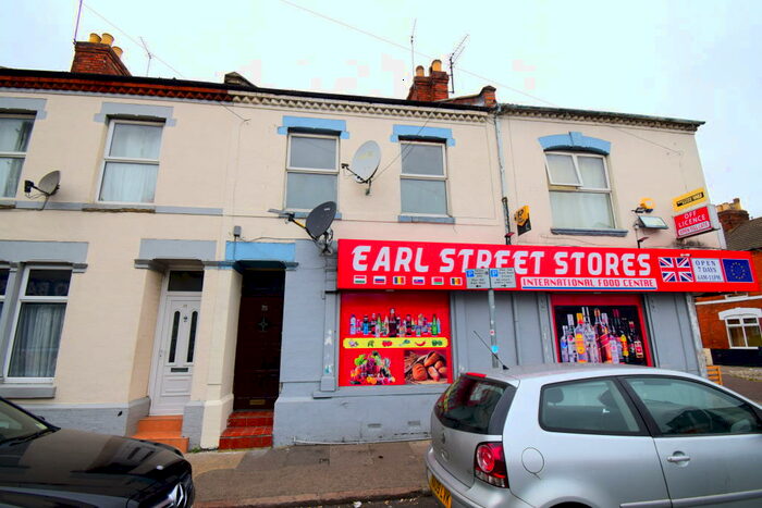 2 Bedroom Apartment To Rent In Earl Street, The Mounts, Northampton, NN1