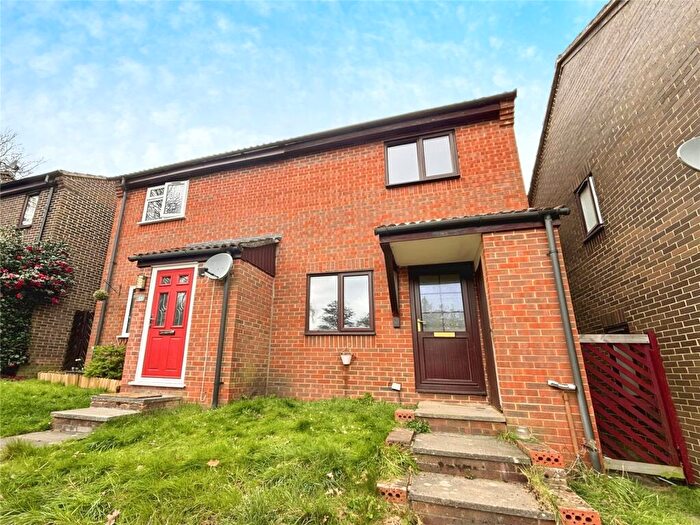 2 Bedroom Terraced House To Rent In Hollybrook Close, Southampton, Hampshire, SO16