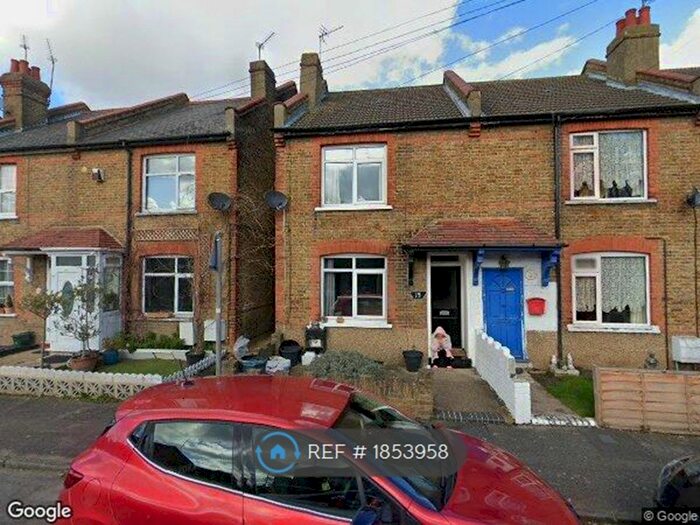 3 Bedroom Semi-Detached House To Rent In Brickfield Lane, Harlington, Hayes, UB3