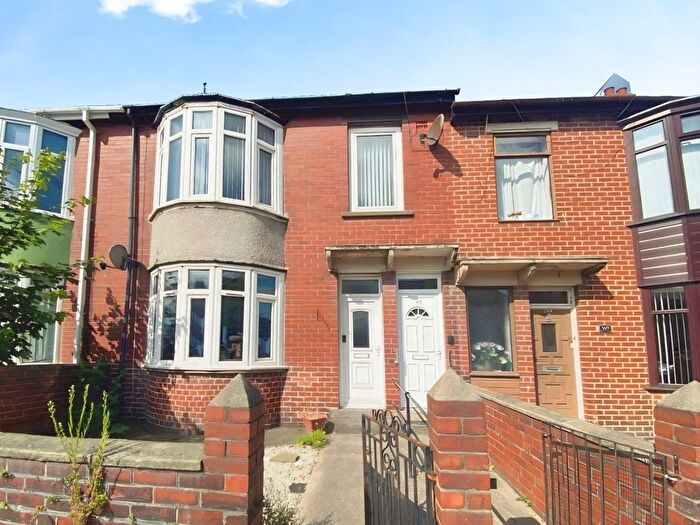 3 Bedroom Flat To Rent In South Shields, Tyne And Wear, NE33