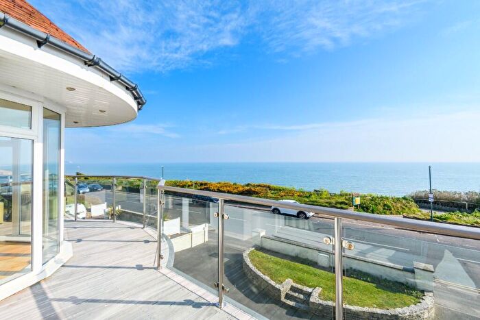 4 Bedroom Detached House To Rent In Southbourne Overcliff, BH6