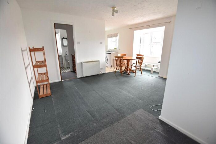 Studio To Rent In Michelangelo Court, London, SE16