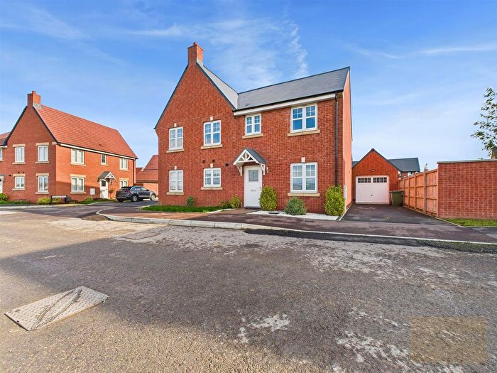 3 Bedroom Semi Detached House To Rent In Challenger Road, Innsworth, Gloucester, GL3