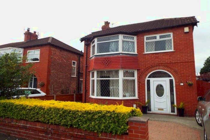 4 Bedroom Property To Rent In Arderne Road, Altrincham, WA15