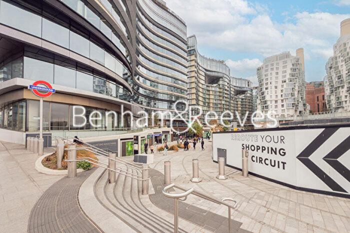 2 Bedroom Apartment To Rent In Prospect Way, Wilshire House, SW11