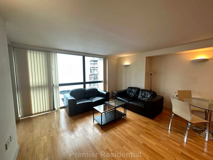2 Bedroom Apartment To Rent In City Road East, Manchester, M15